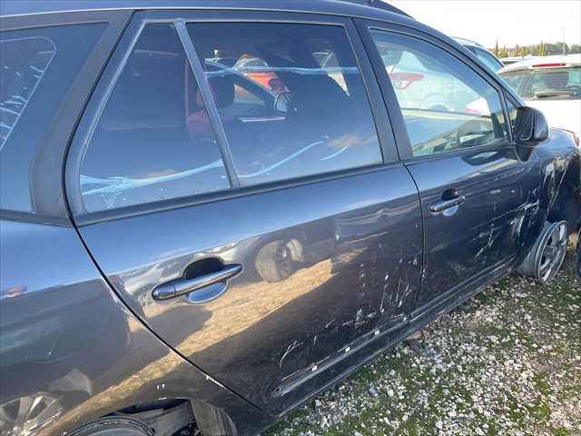 Puerta Trasera Derecha Kia Carens 2.0 D