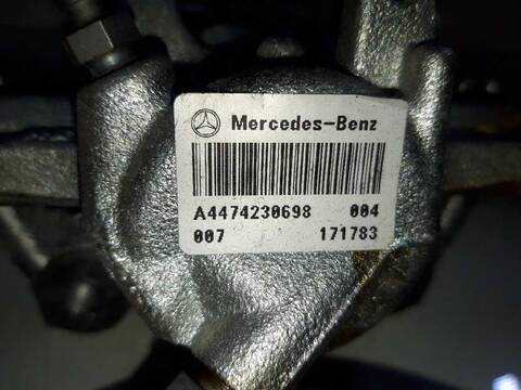 Foto 3ª: Pinza Freno Trasera Derecho Mercedes Clase V 200 V 250 CDI/BT 4MATIC 447.813) 190CV 140KW (2014)