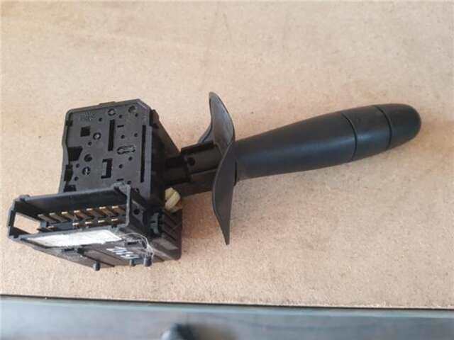 Foto 3ª: Mando Multifuncion Renault Kangoo 1.9 AUTHENTIQUE [1.9 LTR. - 59 KW DTI DIESEL] [F9Q R7]