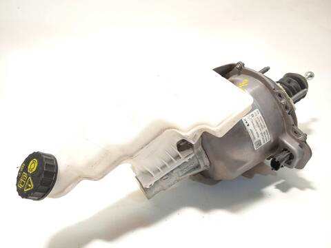 Foto 2ª: Servofreno Peugeot 308 1.6 ALLURE HYBRID 150CV 110KW [5G06] (2022)