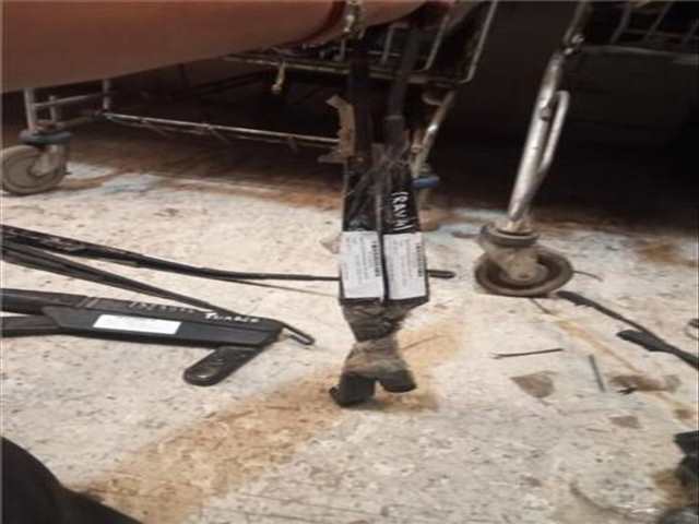 Brazo Limpia Delantero Derecho Toyota Rav4 1800