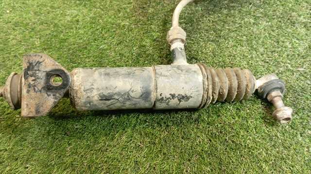 Foto 3ª: Barra Estabilizadora Trasera Nissan Patrol 2.8 D GR Y61 TD6 [RD28ETI] (2001)