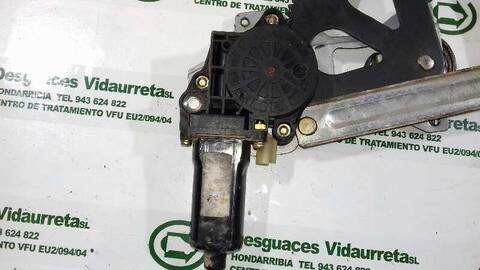 Foto 3ª: Elevalunas Eléctrico Delantero Derecho Hyundai Galloper 99CV 73KW [D4BH] (1998)