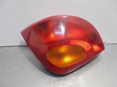 Foto 2ª: Piloto Trasero Izquierdo Ford Fiesta BASICO BERLINA 60CV 44KW [J4L] (1999)