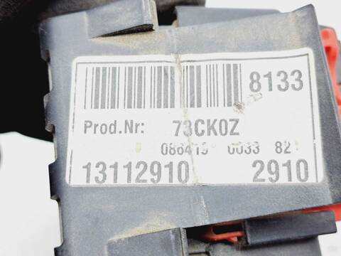 Foto 4ª: Caja Reles Fusibles Opel Vectra CLUB BERLINA 101CV 74KW [Y20DTH] (2003)