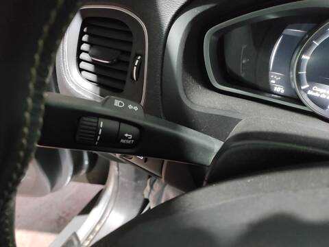 Foto 2ª: Mando Multifuncion Volvo V40 D4204T9 (2018)