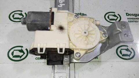 Foto 2ª: Elevalunas Manual Trasero Izquierdo Citroen C4 COOL BERLINA 90CV 66KW [9HX] (2009)