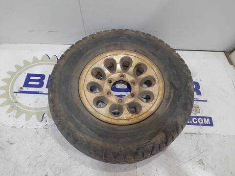 Juego LLantas Mitsubishi Montero 2.5 TD 84CV