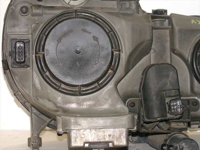 Foto 4ª: Faro Izquierdo Mercedes Clase E 270 2.7 CDI W210,1999-2002 [612961] (2001)