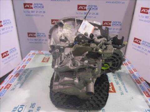 Foto 3ª: Caja Cambios Peugeot 205 1.8 DIESEL 60CV [A9A] (1999)