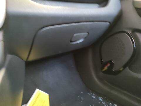 Guantera Renault Clio H4B408
