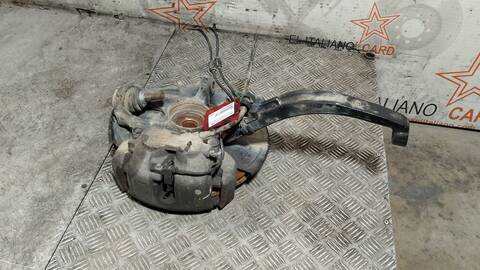 Foto 2ª: Mangueta Delantera Derecha Mercedes Clase ML 320 3.0 CDI W164) 224CV 165KW 164.122) [OM642940] (2005)