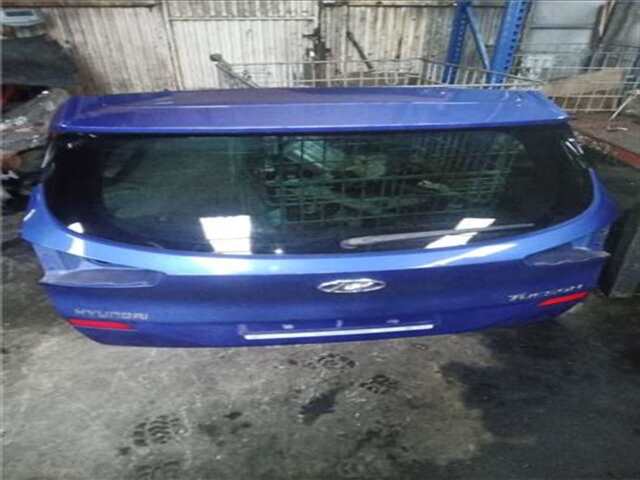 Portón Hyundai Tucson 1.6 ESSENCE 2WD [1.6 LTR. - 85 KW CRDI CAT (1598 CM3)]