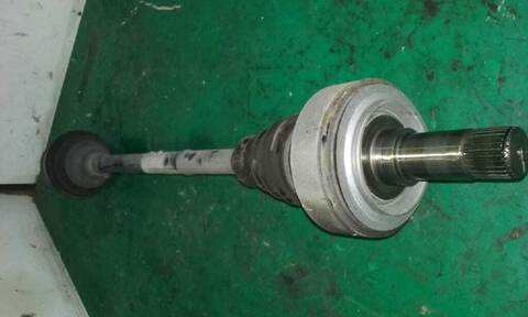 Foto 3ª: Transmision Trasera Derecha Mercedes Vito 163CV 120KW