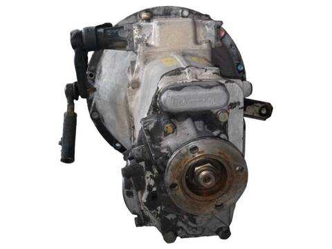 Foto 3ª: Caja Cambios Nissan Trade 2.8 D (1986)