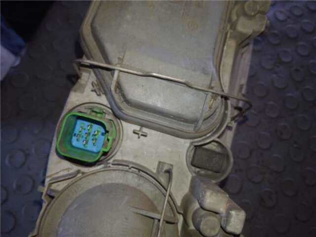 Foto 2ª: Faro Derecho Ford Courier 1.8 D [RTJ]