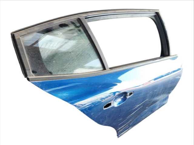 Foto 3ª: Puerta Trasera Derecha Dacia Logan TCE 90 L8MA L8M1 L8AC) (2012)
