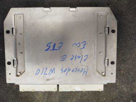 Foto 2ª: Centralita Abs Mercedes Clase E 180 BERLINA (1995)