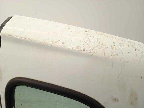 Foto 4ª: Puerta Trasera Derecha Nissan Kubistar 1.5 DCI TD CAT 68CV 50KW [K9K714] (2009)