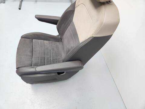 Foto 2ª: Asiento Delantero Derecho Volkswagen Transporter T7 MULTIVAN ST) LIFE EHYBRID [DGEA] (2022)