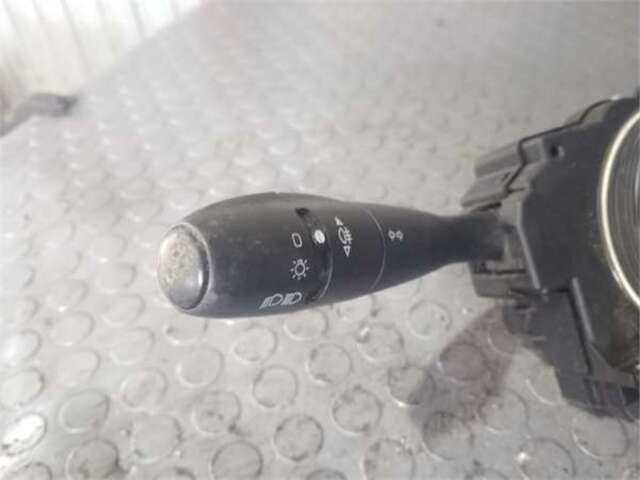 Foto 2ª: Mando Multifuncion Peugeot 307 1.6 HDI 110 [9HY (DV6TED4)]