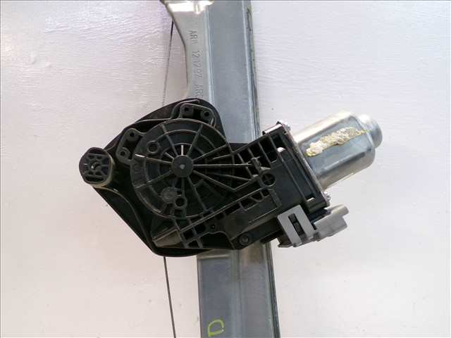 Foto 2ª: Elevalunas Eléctrico Trasero Izquierdo Citroen C4 1.6 G 2010-2018 [5FS] (2011)