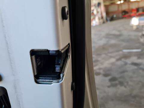 Cerradura Puerta Delantera Derecha Bmw Serie 3 315 320D XDRIVE 184CV 135KW