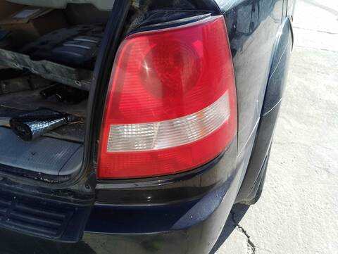 Piloto Trasero Derecho Kia Sorento 2.5 CRDI ACTIVE 170CV 125KW
