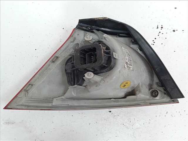 Foto 2ª: Piloto Trasero Derecho Volkswagen Golf 1.9 TDI (2007)