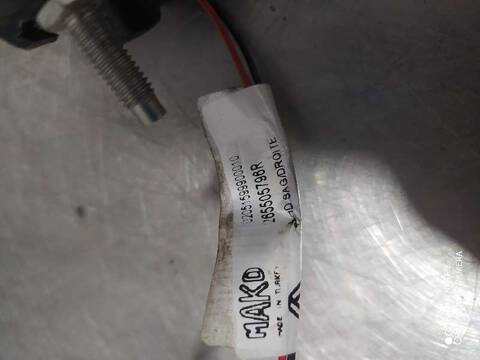 Foto 3ª: Piloto Portón Derecho Renault Clio EXPRESSION 75CV 55KW [K9K C6] (2015)