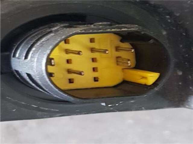 Foto 3ª: Faro Derecho Fiat Punto 1.2 NATURAL POWER [188 A4.000]