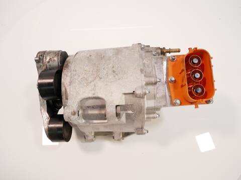 Foto 2ª: Alternador Land Rover Discovery 309 CV 227KW [PT153 AJ20P3] (2022)