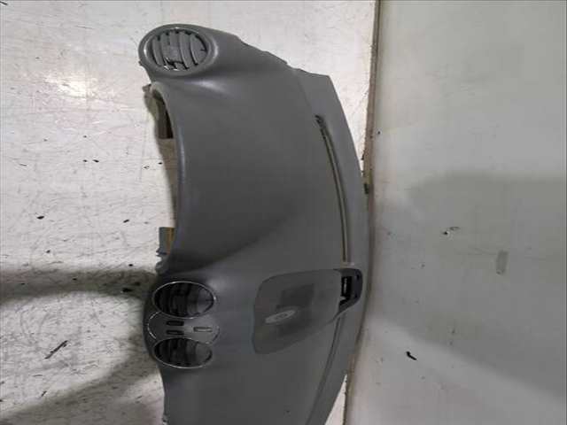 Foto 3ª: Salpicadero Mercedes Clase C 160 CLK 240 209.361) 170CV [M 112.912] (2002)