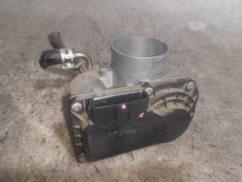 Foto 2ª: Caja Mariposa Toyota Yaris 1NR (2009)