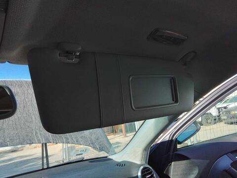 Parasol Derecho Audi A3 1.6 TDI AMBIENTE 105CV 77KW