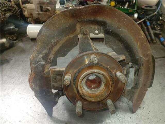 Mangueta Delantera Izquierda Volvo C30 1.6 D DRIVE SUMMUM [1.6 LTR. - 84 KW DIESEL CAT]