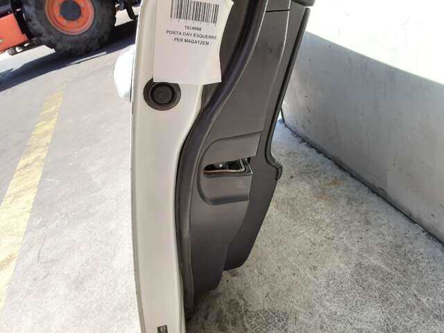 Foto 3ª: Puerta Delantera Izquierda Lexus IS 2.5 V6208CV 0CV [2GR] (2010)