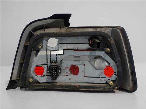 Foto 2ª: Piloto Trasero Izquierdo Bmw Serie 3 315 1.7 318TDS BERLINA 90CV 66KW [M41 D17 (17 4 T1)] (1997)