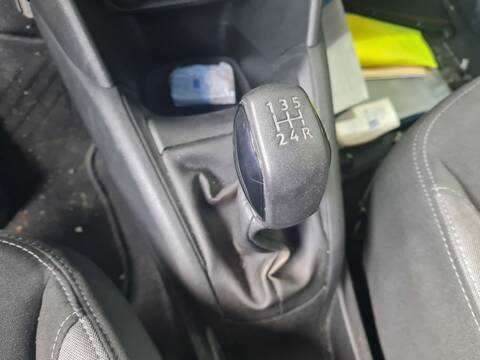 Palanca de Cambio Peugeot 208 ACCESS 68CV 50KW