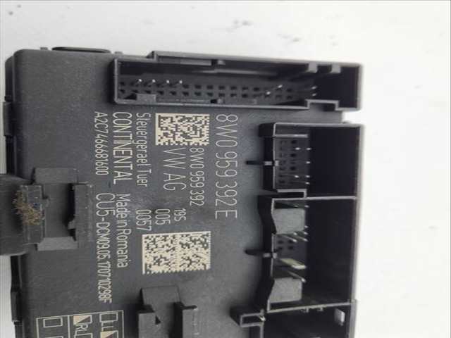 Foto 3ª: Centralita Motor ECU Audi A4 ADVANCED EDITION AVANT 150CV 110KW [DEUA] (2017)