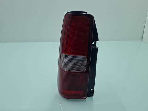 Piloto Trasero Izquierdo Suzuki Jimny 1.3 16V CAT 86CV 63KW
