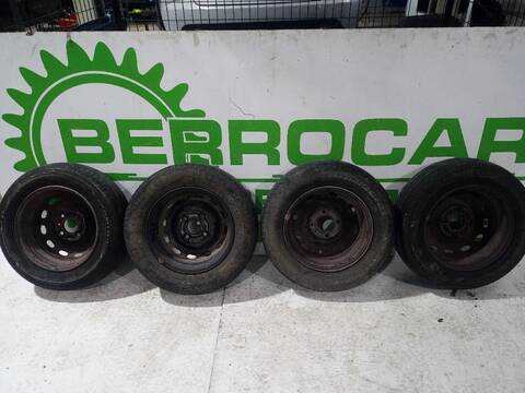 Foto 3ª: Juego LLantas Peugeot 206 E-MUSIC 75CV (1998)