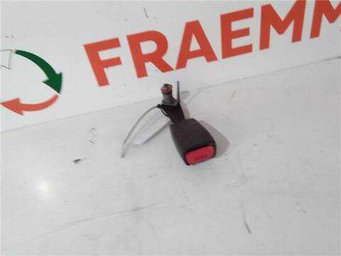 Cinturón Delantero Izquierdo Toyota Starlet 1.3 5-P XLI