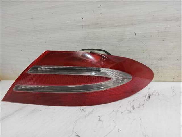 Piloto Trasero Derecho Mercedes Clase C 160 CLK 240 209.361) 170CV