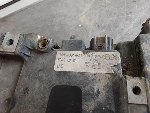 Foto 3ª: Faro Izquierdo Chrysler Voyager 2.8 CRDI (2007)