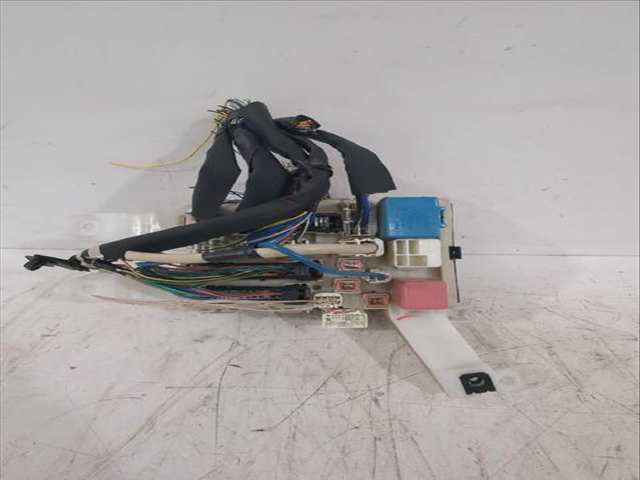 Caja Reles Fusibles Toyota Auris 1.33 DUAL-VVTI NRE150_) 101CV