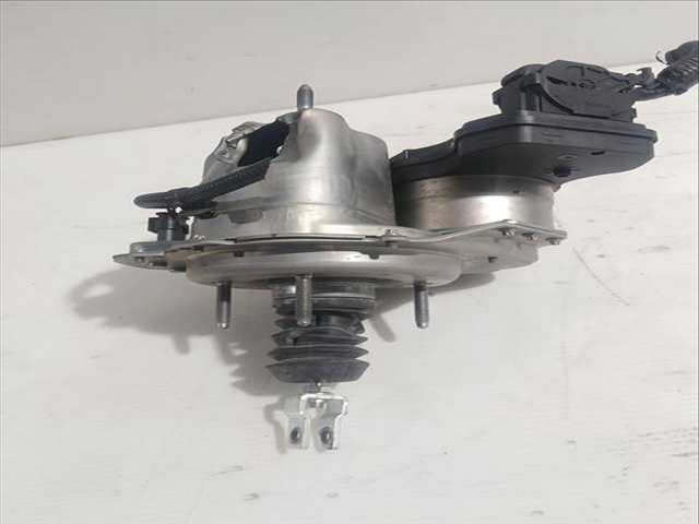 Foto 3ª: Servofreno Toyota Yaris 1.5 HYBRID MXPH11) 92CV 68KW [M15A-FXE] (2020)
