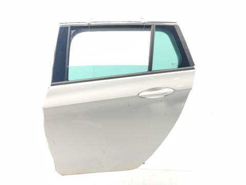 Puerta Trasera Izquierda Opel Astra 1.4 TURBO 35) 150CV