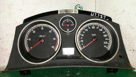Cuadro de Instrumentos Opel Zafira 1.9 CDTI 120CV 88KW