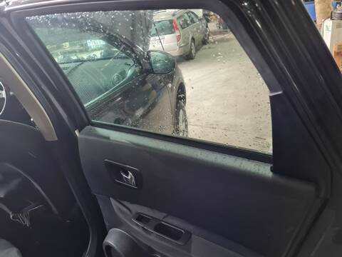 Elevalunas Manual Trasero Derecho Nissan Qashqai ACENTA 150CV 110KW